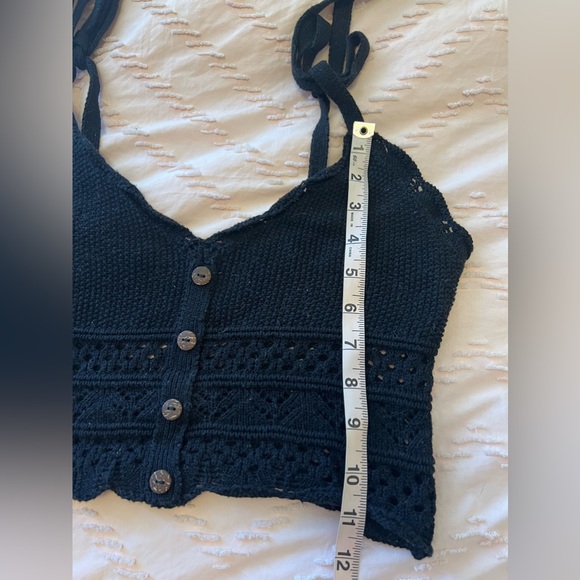 BCBGeneration Crochet Cropped Spaghetti Tie Strap Tank Top Pullover Black Size S - Picture 11 of 12